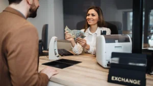 How Does Currency Exchange in South Florida Work
